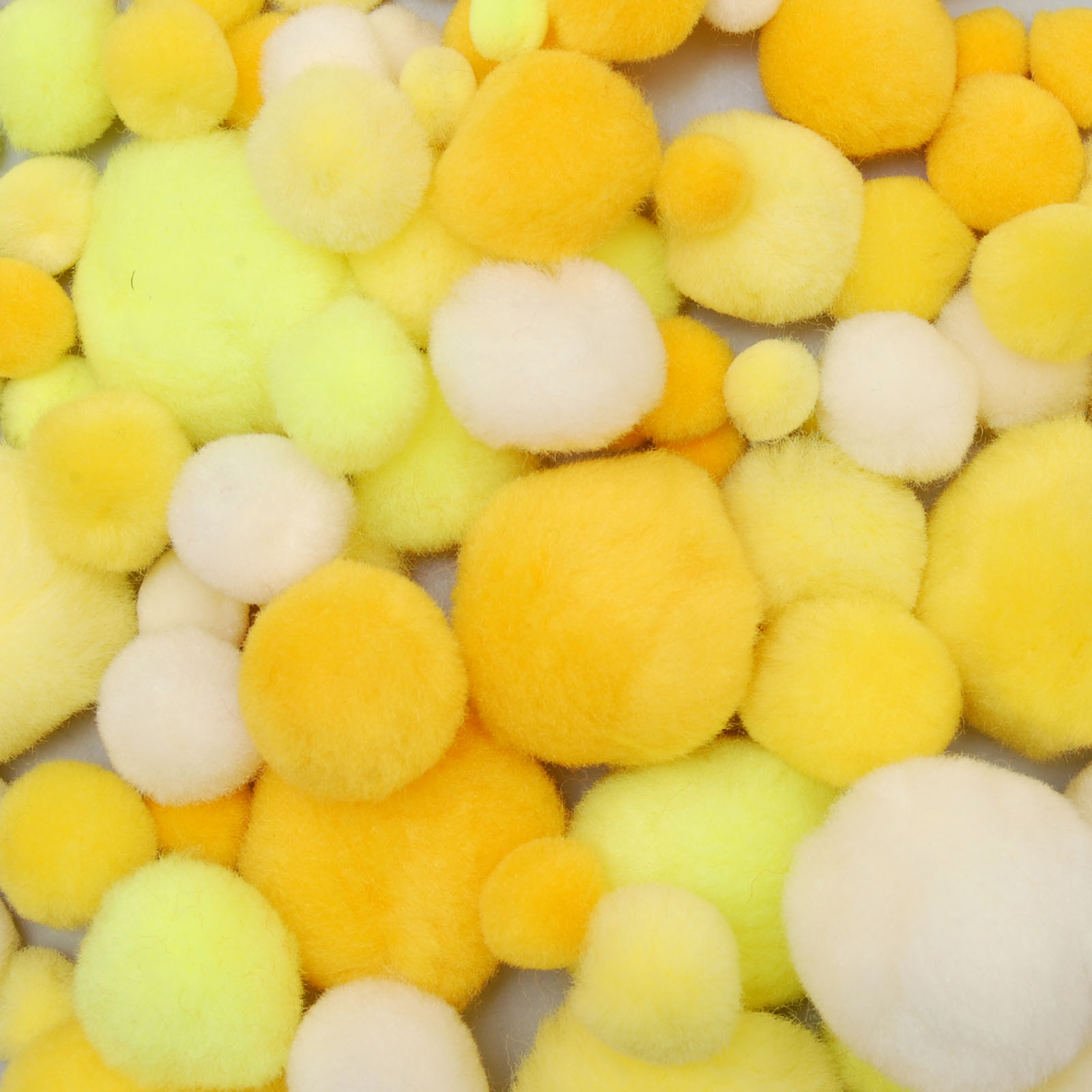 Vaessen Creative • Pompones 10-40mm 100pcs Yellow