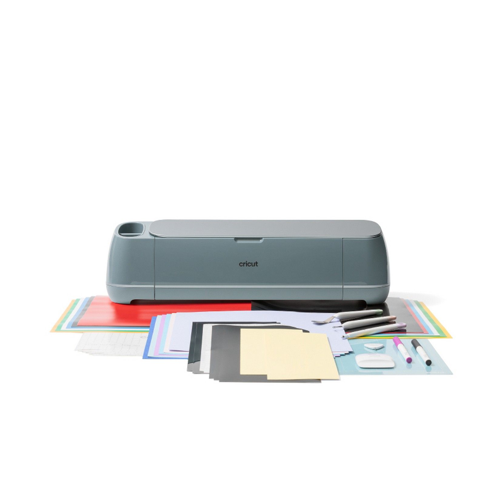 Cricut • Maker 4 Essentials Bundle