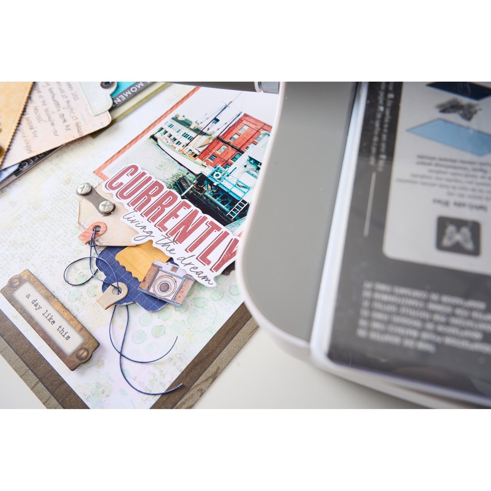 Sizzix • Thinlits Die Set Snap and Swap Mini Tags by 49 and Market 14pcs