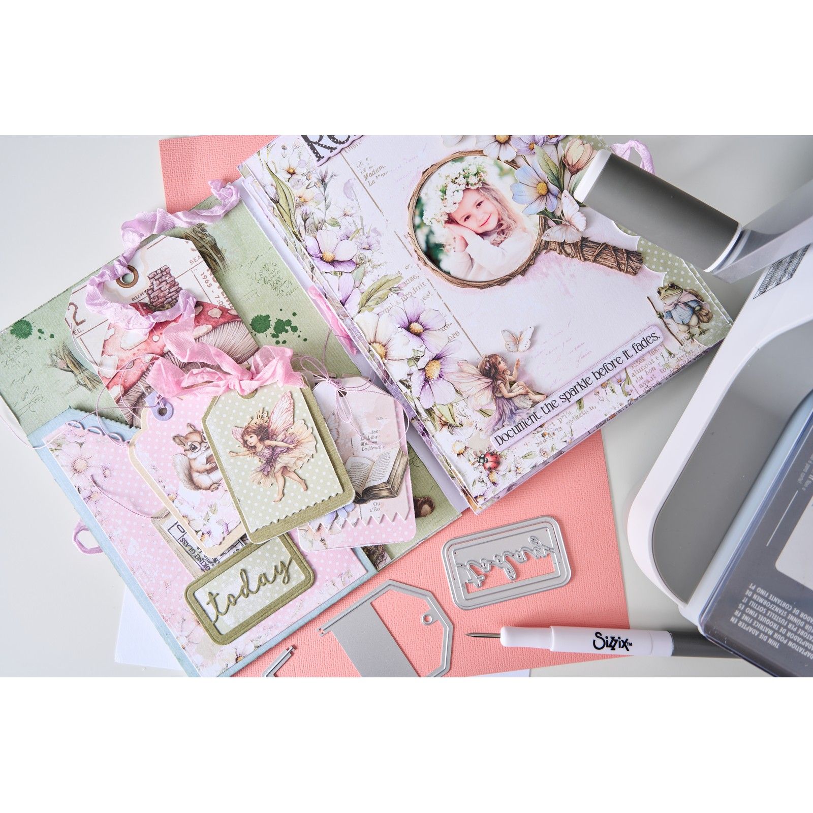 Sizzix • Thinlits Die Set Snap and Swap Mini Tags by 49 and Market 14pcs