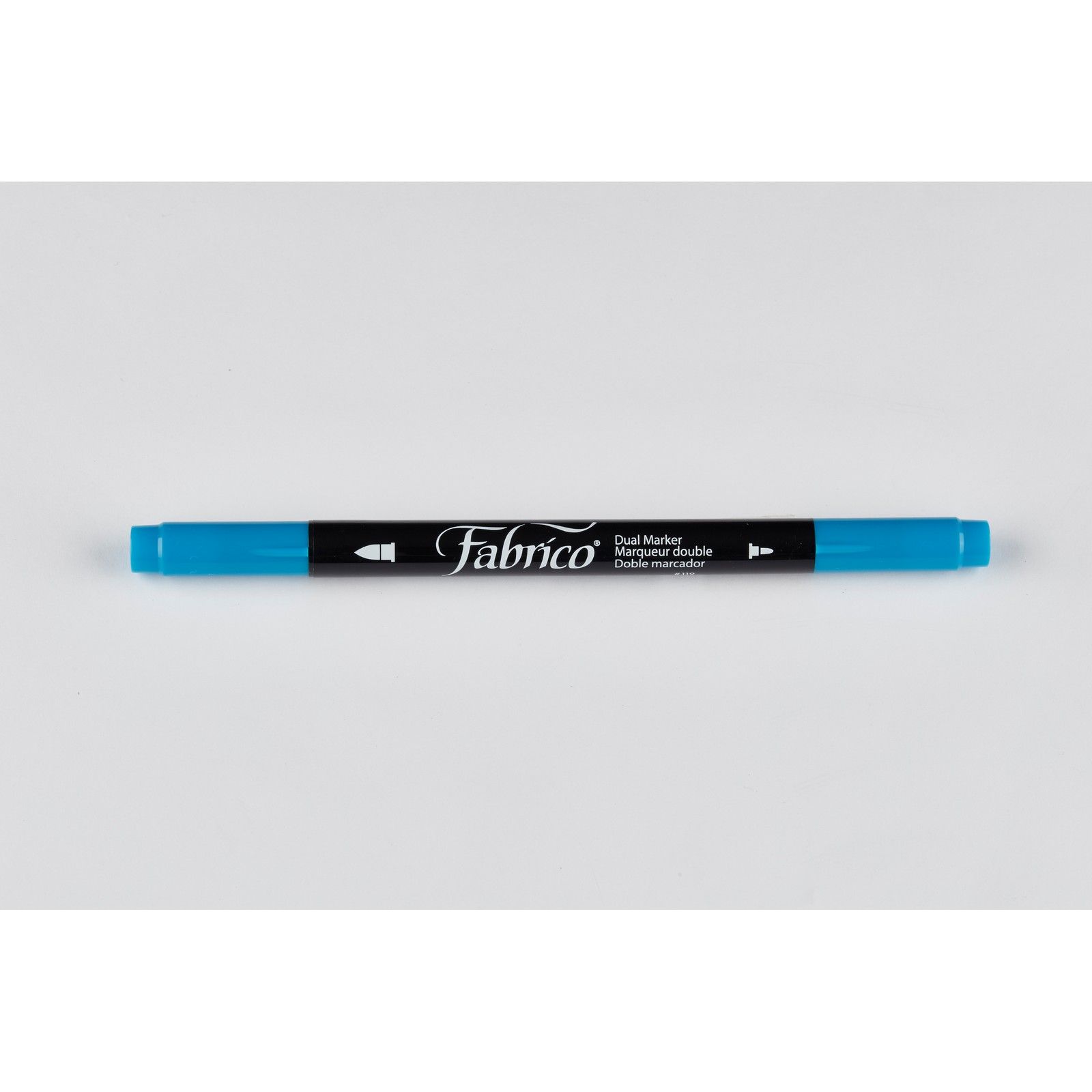 Tskukineko • Versa Craft Fabrico Marker Cerulean Blue 