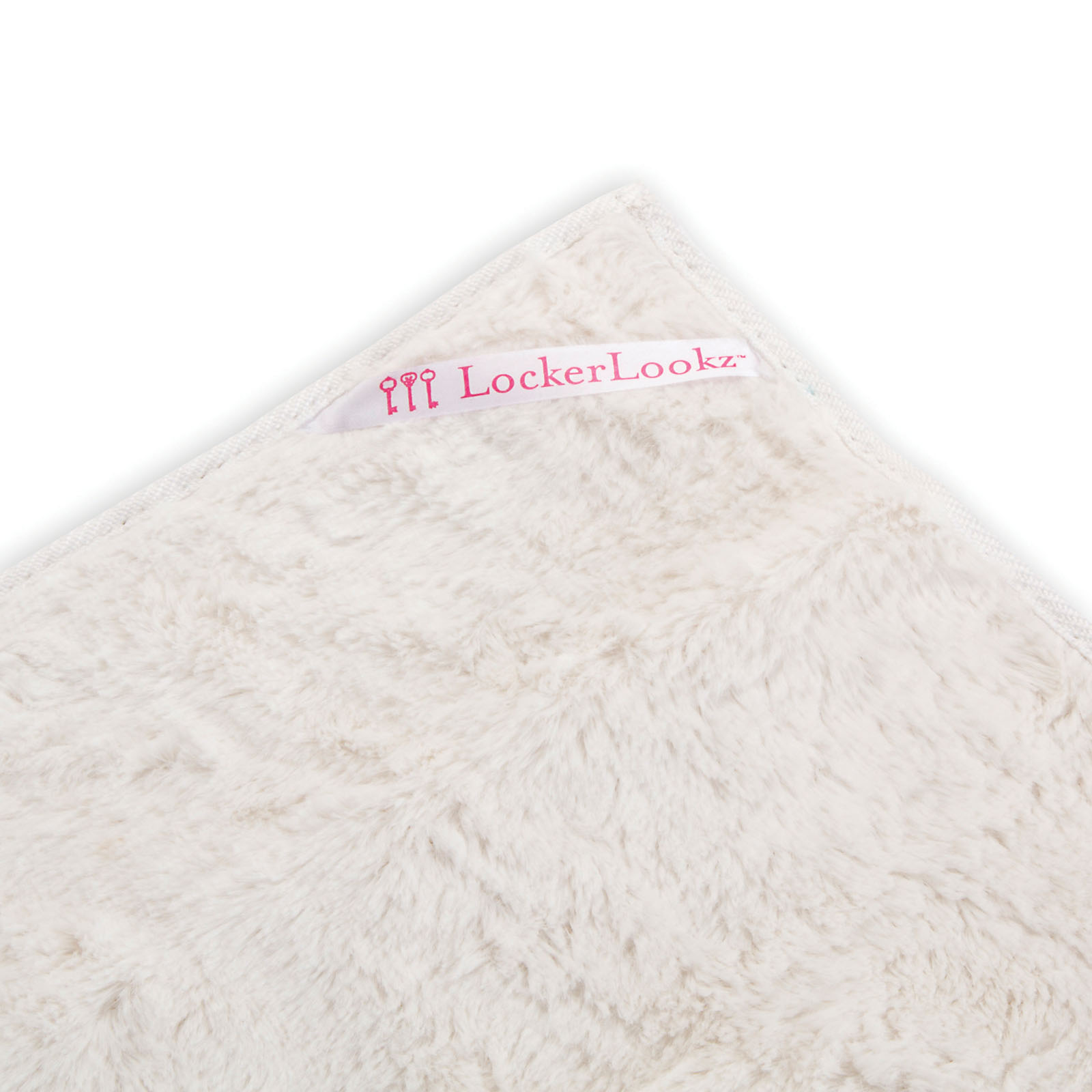 Darice • Lockerlookz Fur Rug White