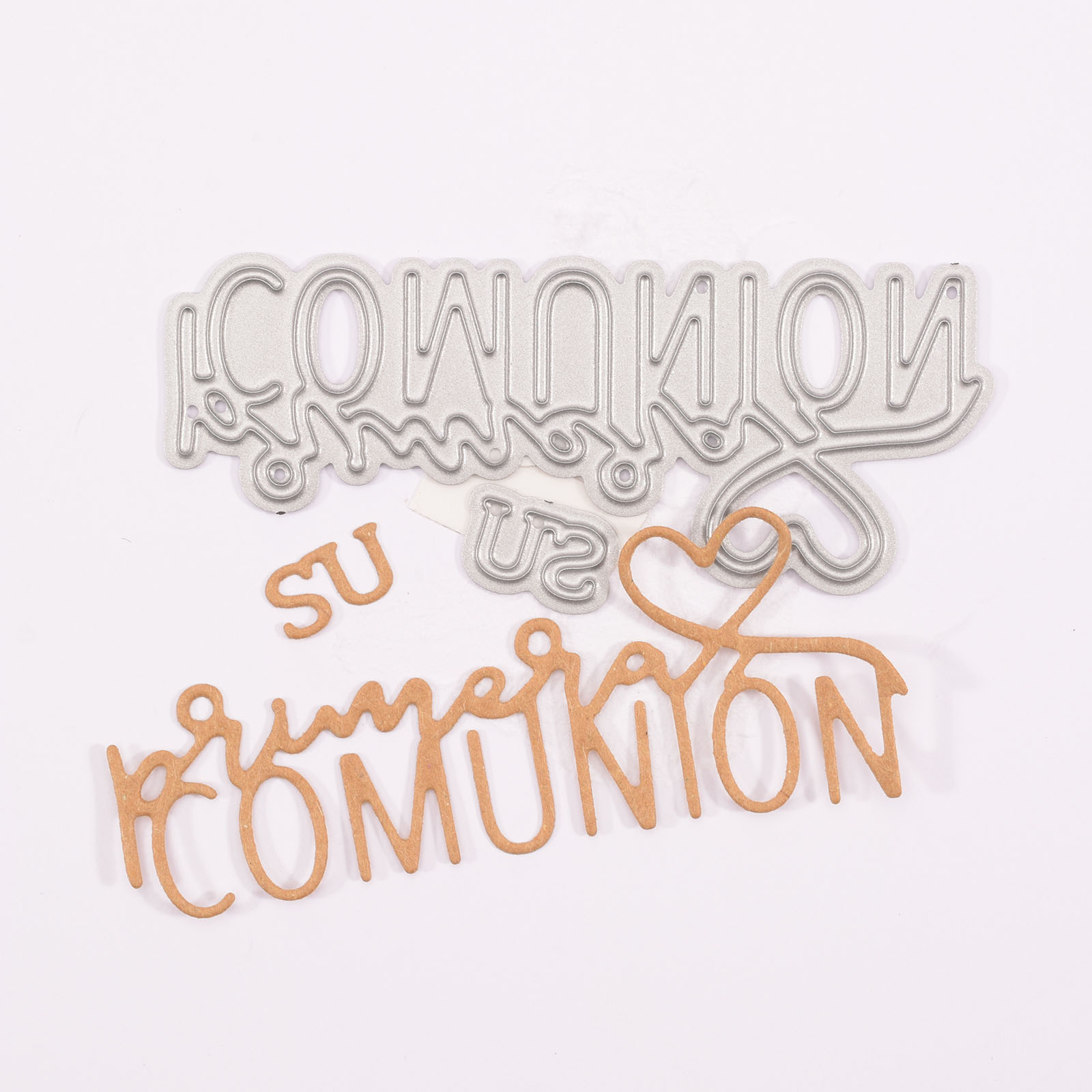 Mundart Stempel • Cutting Die Spanish text "su primera comunion"