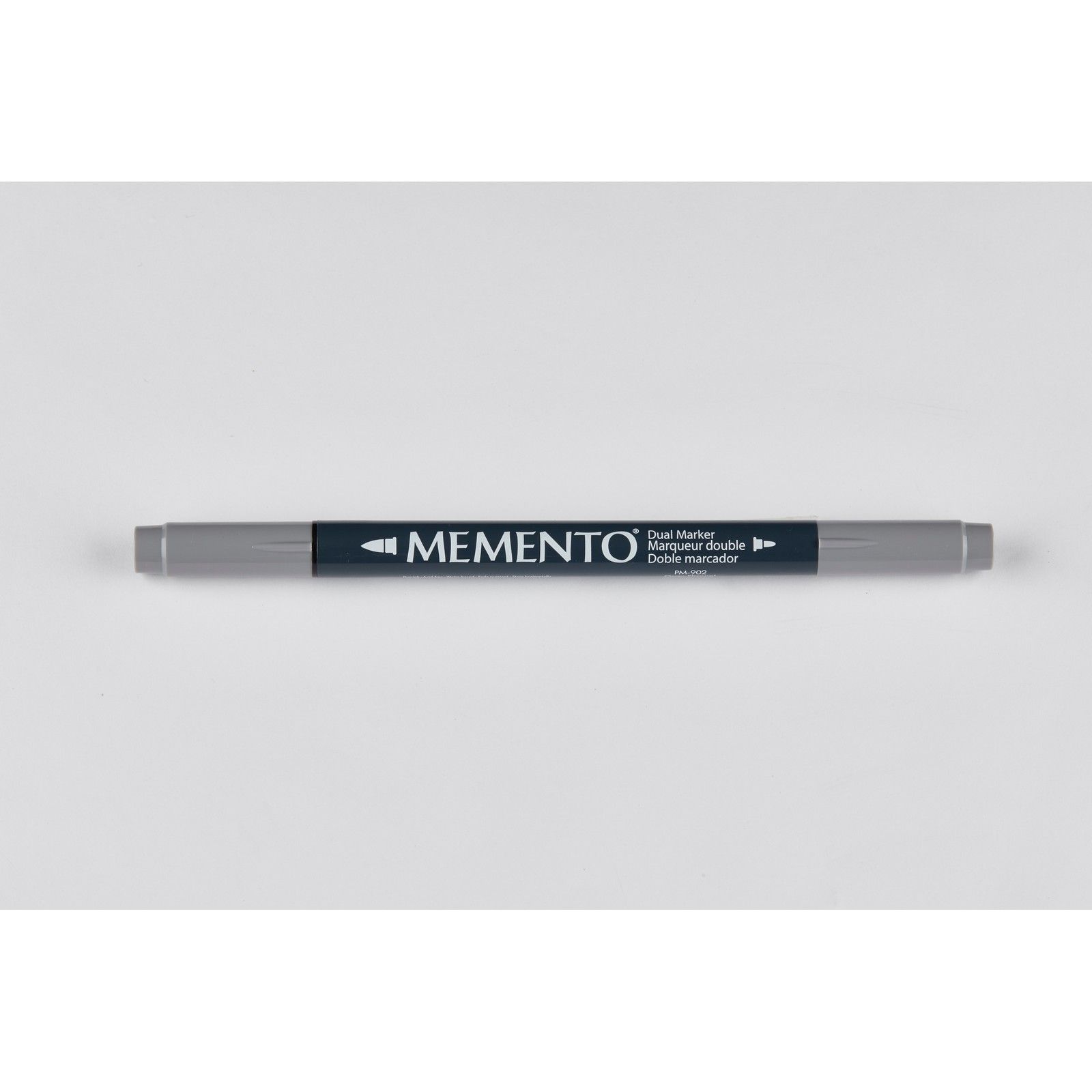 Tsukineko • Memento Marker Gray Flannel