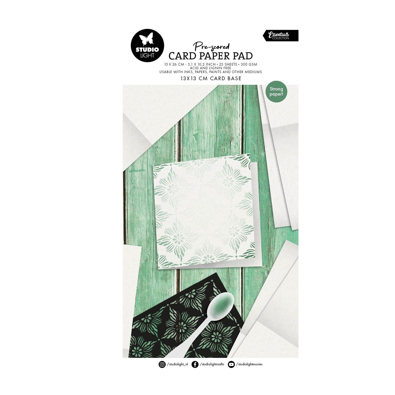 Studio Light • Essentials Card Paper Pad pre-scored white 13x13 cm cards