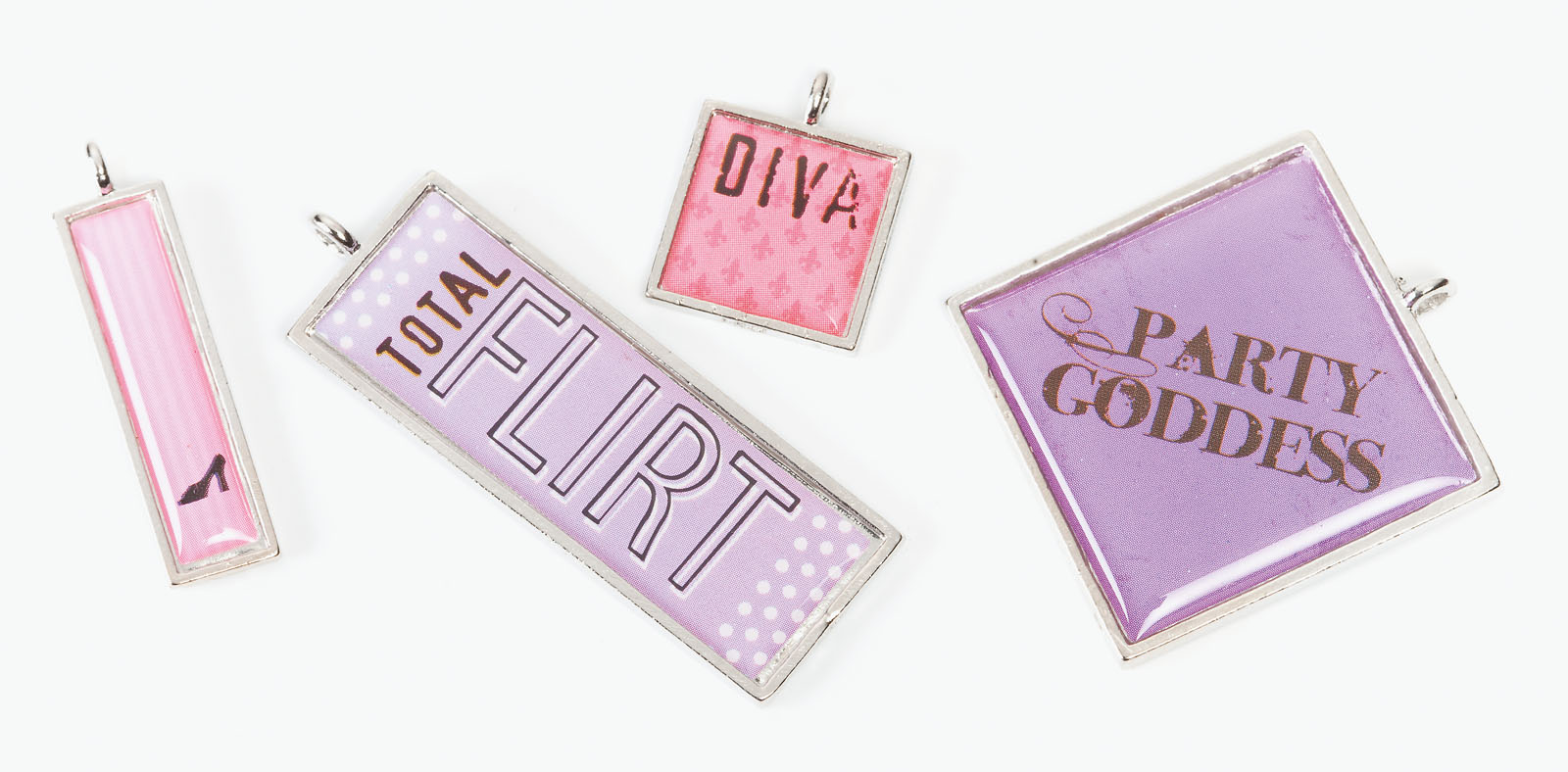 Darice • Signed Sealed Remembered Charms Diva assorti 4pcs
