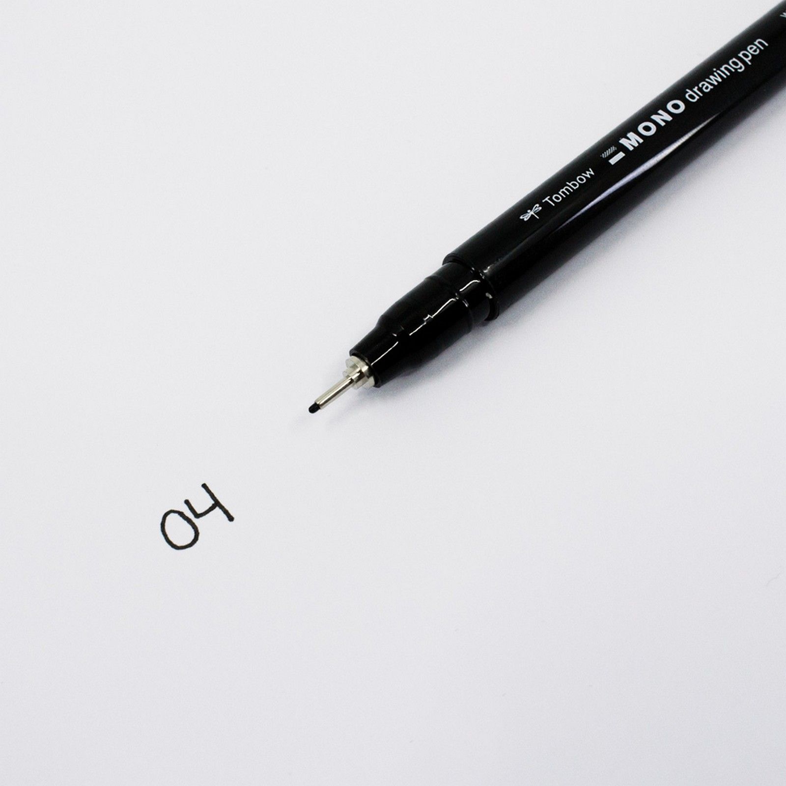 Tombow • Fineliner MONO drawing pen, line width 04 (approx. 0.40 mm), Black