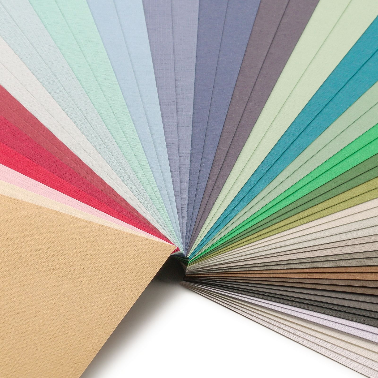 Sturdy and luxurious 250 gsm linen cardstock | Florence