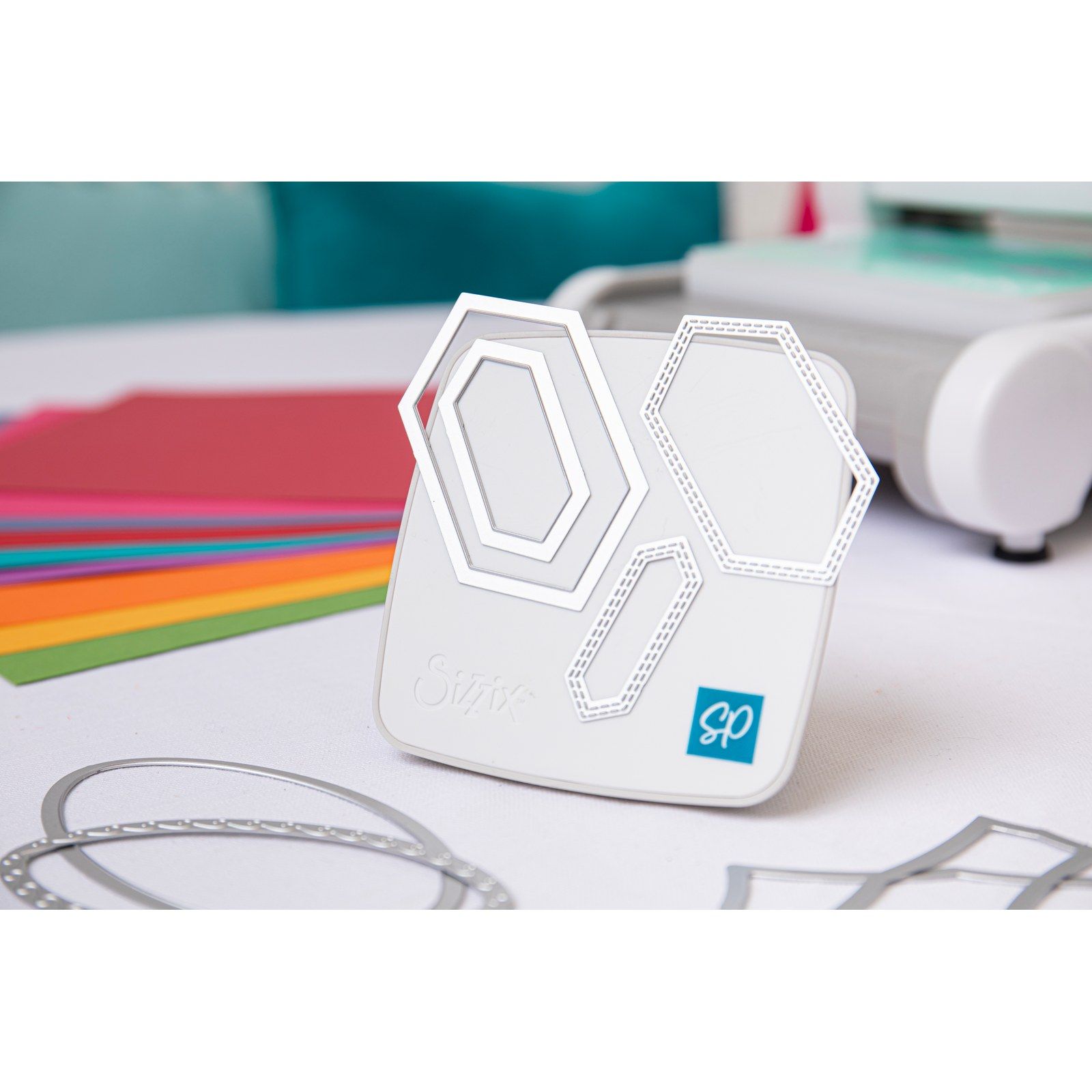 Sizzix • Making Tool Gotcha, Craft Stand